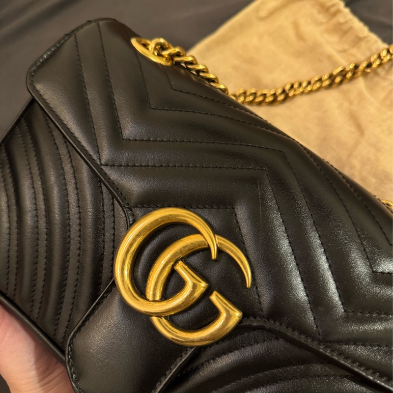 Gucci - 黑色GG MARMONT 黑金中號26肩背包(全新購入一手包)-2