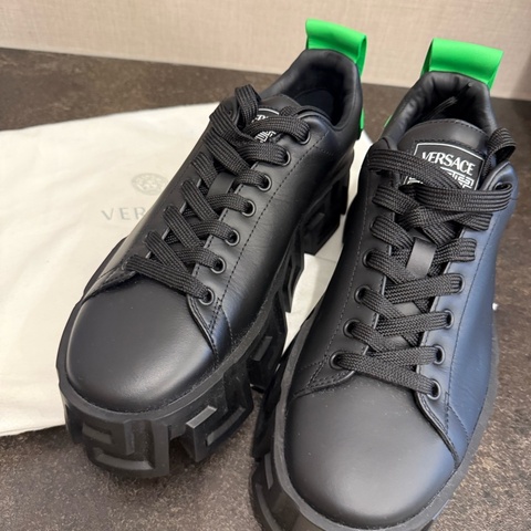 Versace 厚底鞋