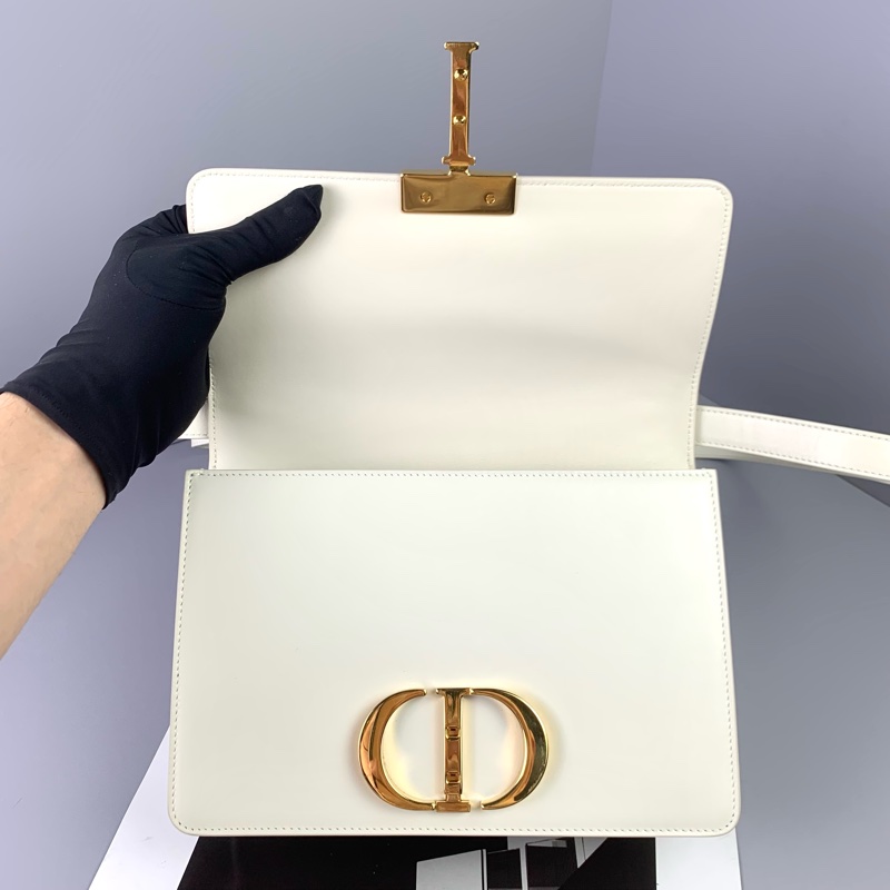 ◻️Dior蒙田30經典白色全皮斜背包-12