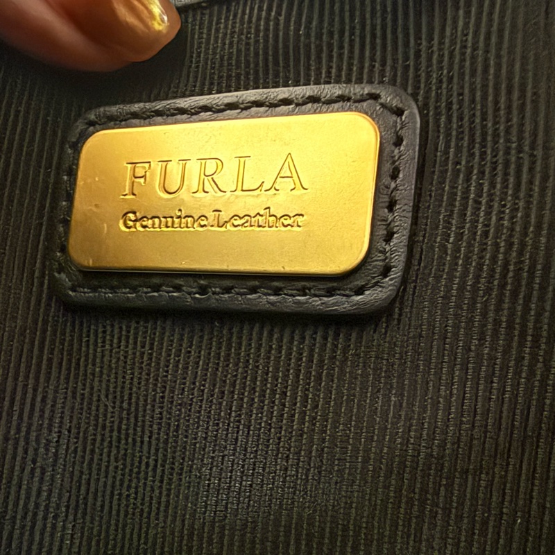 Furla Metropolis Crossbody Cometa 小羊皮皺摺鎖鏈條包-9