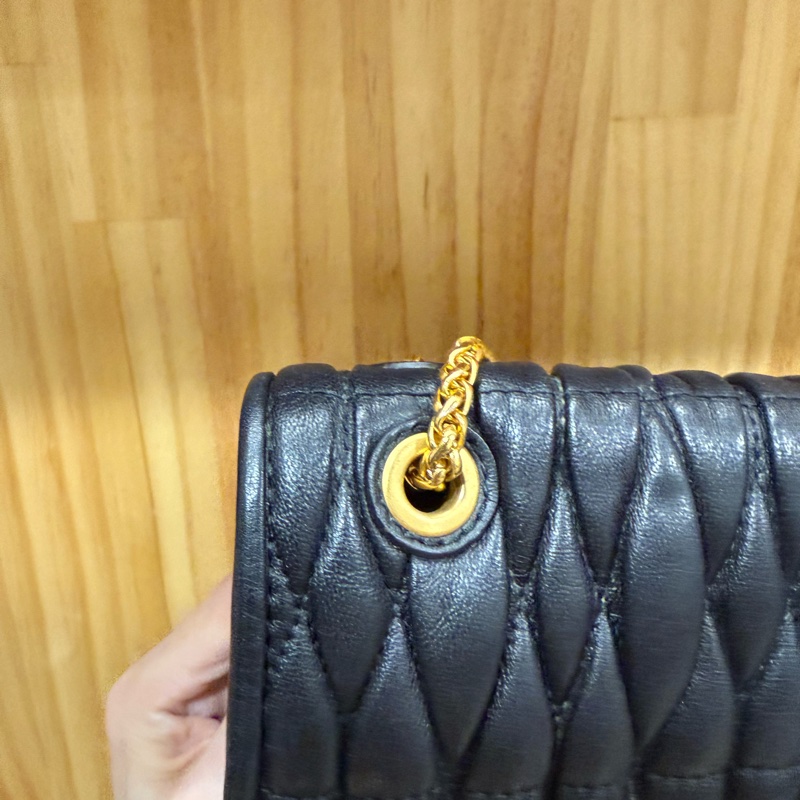 Furla Metropolis Crossbody Cometa 小羊皮皺摺鎖鏈條包-10