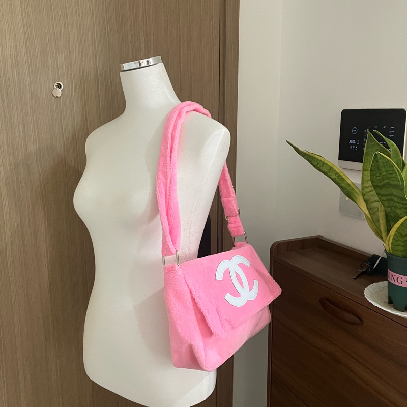 Chanel Pink Shoulder Bag-13