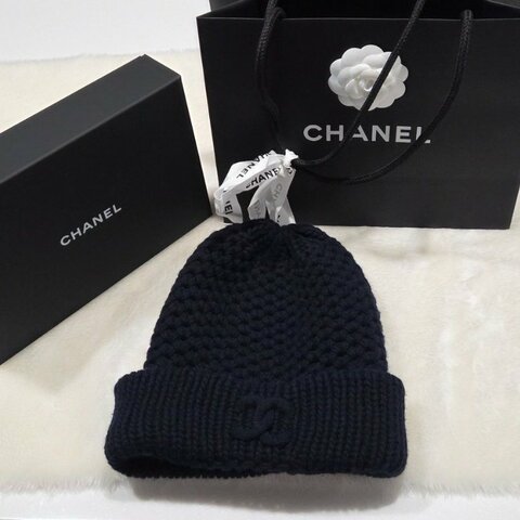 Chanel香奈兒經典雙C logo藏藍黑喀什米爾羊絨毛帽/ 冷帽/ 保暖帽/ 針織帽/ 泰迪熊帽厚度