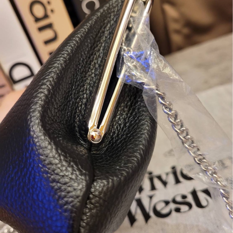 Vivienne Westwood 黑銀餃子包🥟 僅離櫃閒置-4