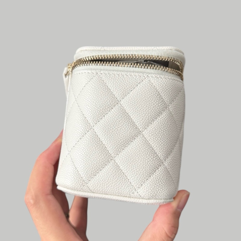 Chanel Caviar Vanity 荔枝枝長盒-1