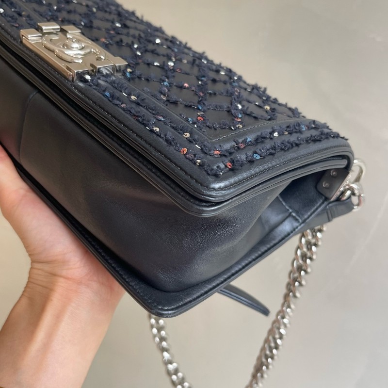 Chanel香奈兒 菱格紋亮片 Leboy中號 25cm-16