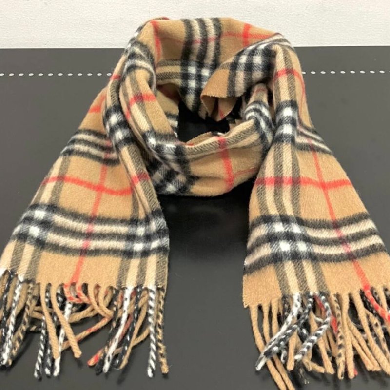 BURBERRY經典格紋羔羊毛圍巾 極美✨-1