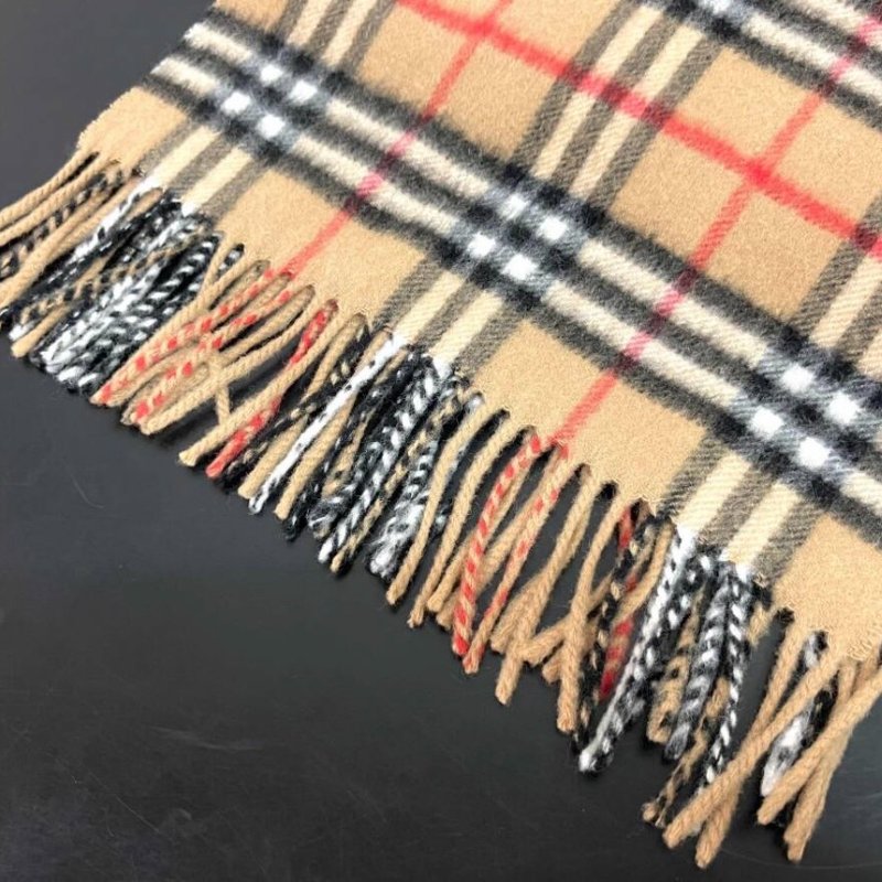 BURBERRY經典格紋羔羊毛圍巾 極美✨-2