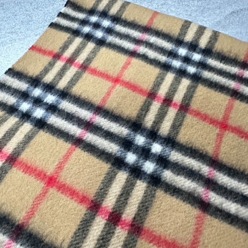 BURBERRY經典格紋羔羊毛圍巾 極美✨-5