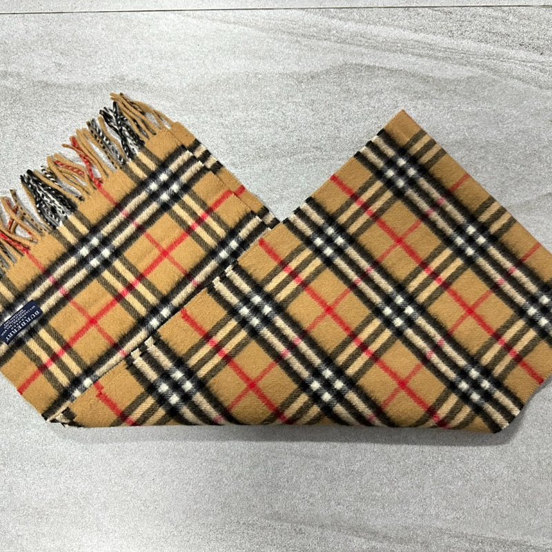 BURBERRY經典格紋羔羊毛圍巾 極美✨-7