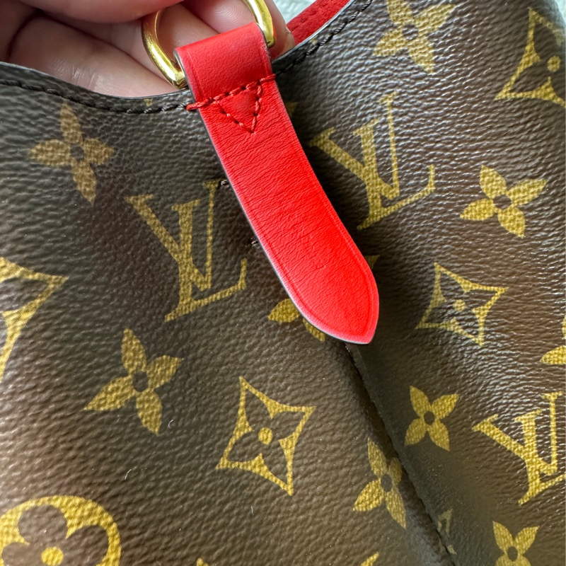 LV M44021 經典 Neonoe Monogram帆布印花牛皮 鑲飾束口斜背/肩背水桶包-14