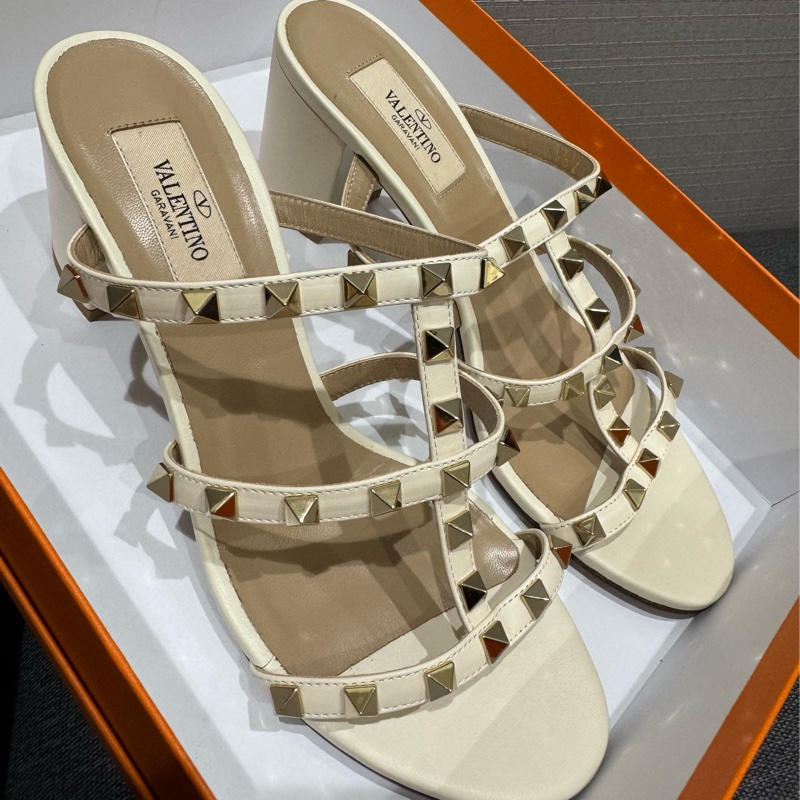 Valentino ROCKSTUD拖鞋/涼鞋 👡 尺寸38 好美的仙女風-3