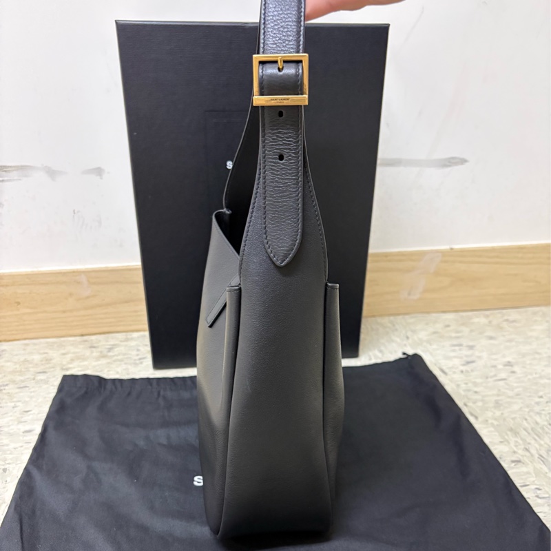 Yves Saint Laurent YSL 聖羅蘭 Hobo 黑金色 小號-3