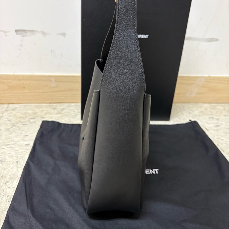 Yves Saint Laurent YSL 聖羅蘭 Hobo 黑金色 小號-5