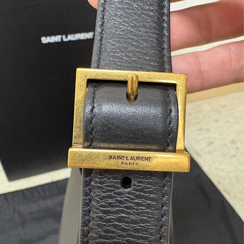 Yves Saint Laurent YSL 聖羅蘭 Hobo 黑金色 小號-11