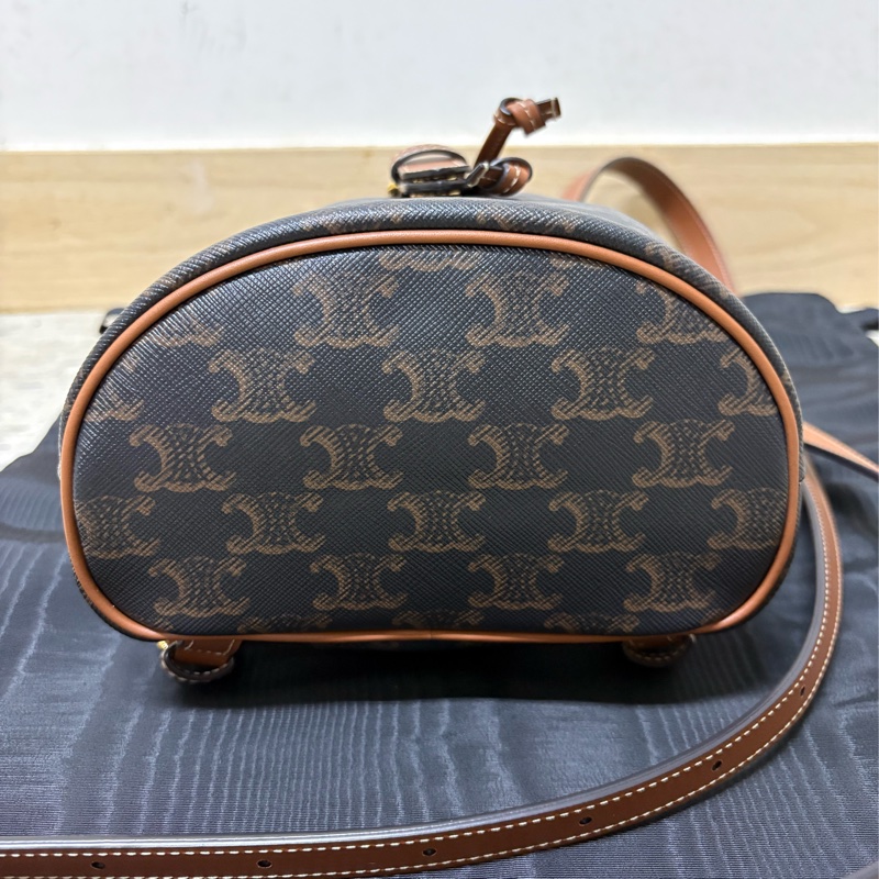 Celine 小牛皮 Folco Mini 迷你小背包 tan-2