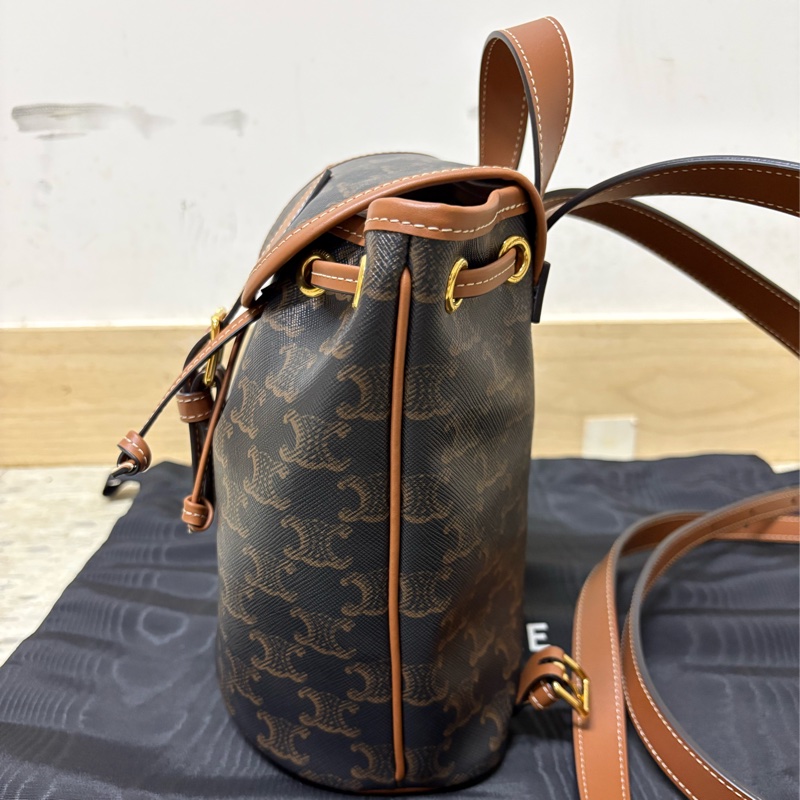 Celine 小牛皮 Folco Mini 迷你小背包 tan-5