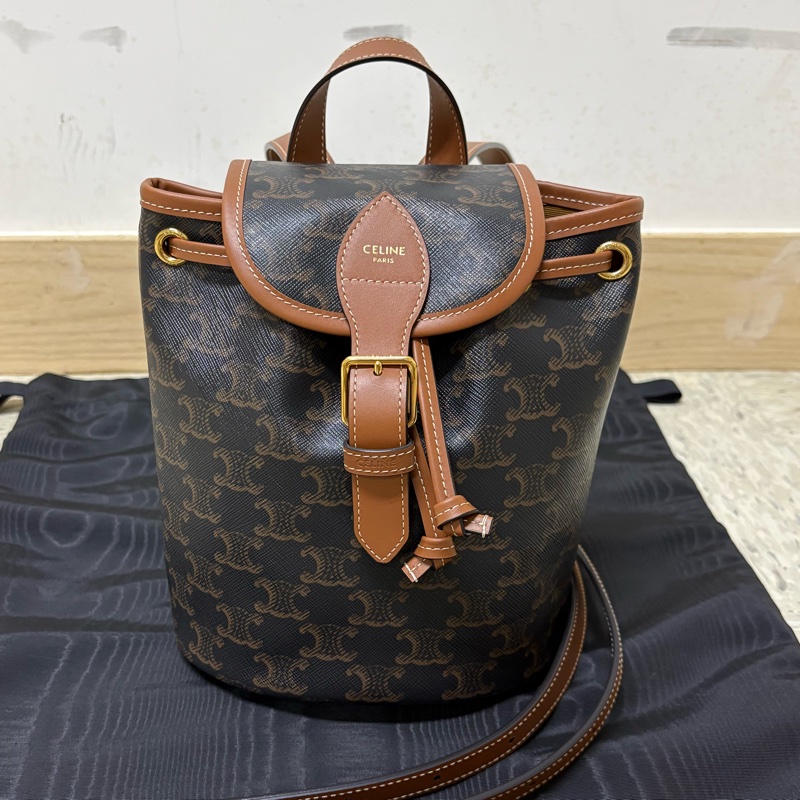 Celine 小牛皮 Folco Mini 迷你小背包 tan-6