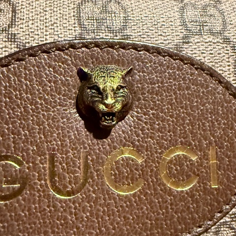 GUCCI