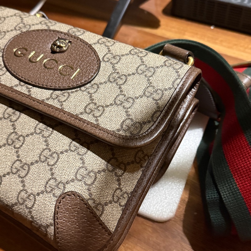 Gucci-2