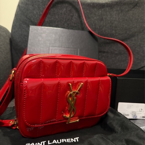 正品 SAINT LAURENT 紅 漆皮 VICKY 肩背包 斜背包 方胖子