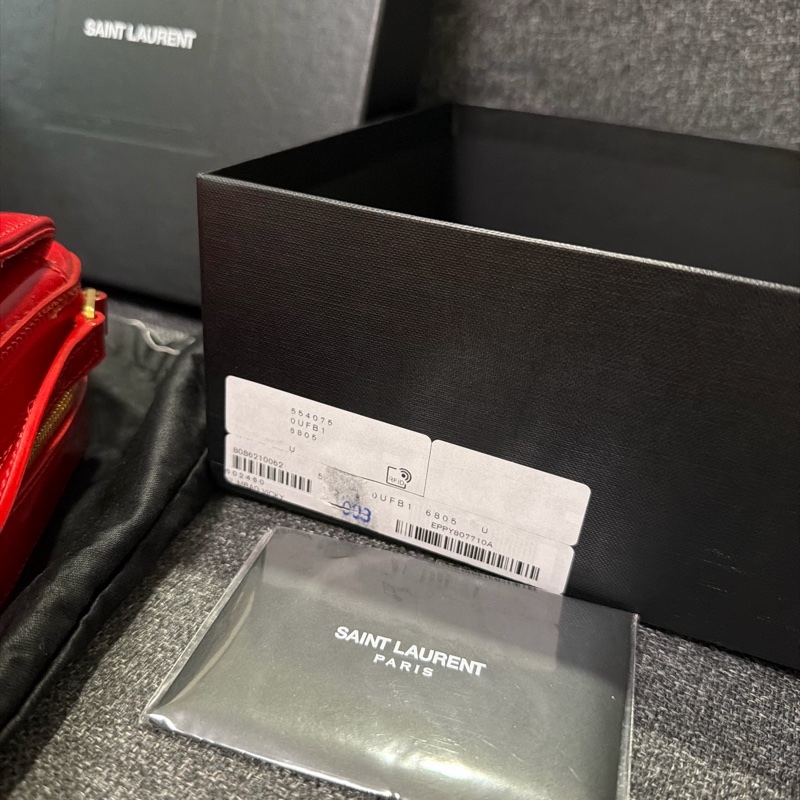 正品 SAINT LAURENT 紅 漆皮 VICKY 肩背包 斜背包 方胖子-16