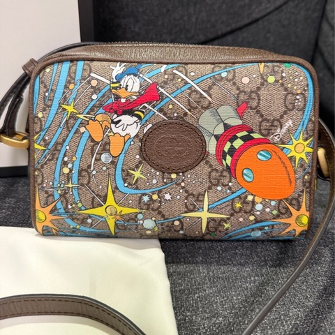 GUCCI 正品 648124 唐老鴨 相機包 小方包 斜背包 迪士尼