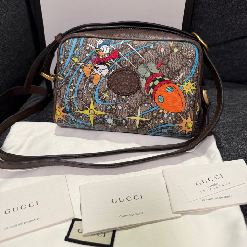GUCCI 正品 648124 唐老鴨 相機包 小方包 斜背包 迪士尼-18