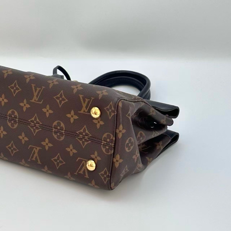 LV 老花拼色Venus手提斜背包34*22*12 98新配件塵袋購證鎖鑰匙-11