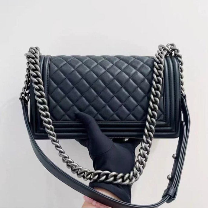 Chanel Leboy 中號 黑銀牛皮鍊條包 26開有卡配件塵袋盒子購證 99新 15*25*9-2