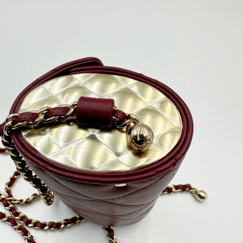 CHANEL Jewel Card Holder with chain 羊皮圓筒型迷你袋-3