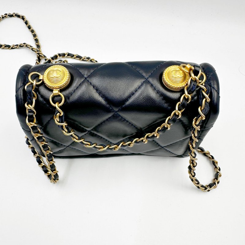 CHANEL shiny lamskin extra mini Flap 閃亮羊皮迷你豆腐包-5