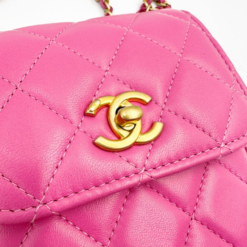 CHANEL Pearl Crush Phone Holder小金球菱格紋珍珠口蓋手機袋-8