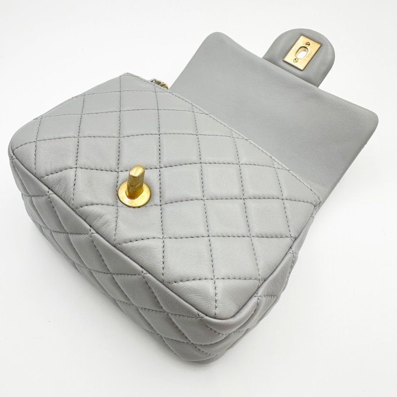 CHANEL mini square classic 17cm with gold ball 經典小金球灰色羊皮17方胖子-5