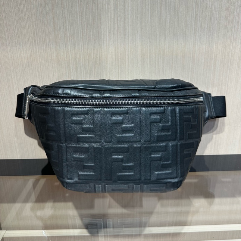 FENDI芬迪 老花Logo FF压纹 纳帕皮革 腰包胸包-0