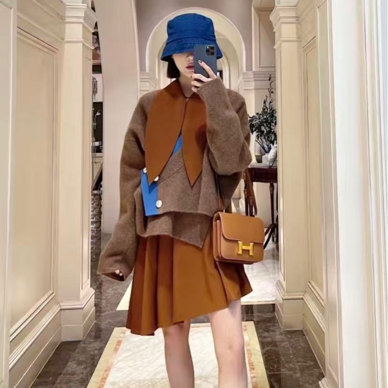 99🆕 Hermes/愛馬仕康康24金棕 Epsom 皮金扣 U 刻,尺寸:23*15*5cm-5