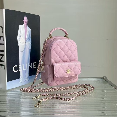全🆕 Chanel/香奈兒 mini 櫻花粉小書包鏈條雙肩包芯片款，尺寸：14*18*7cm