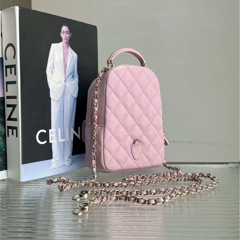 全🆕 Chanel/香奈兒 mini 櫻花粉小書包鏈條雙肩包芯片款,尺寸:14*18*7cm-1