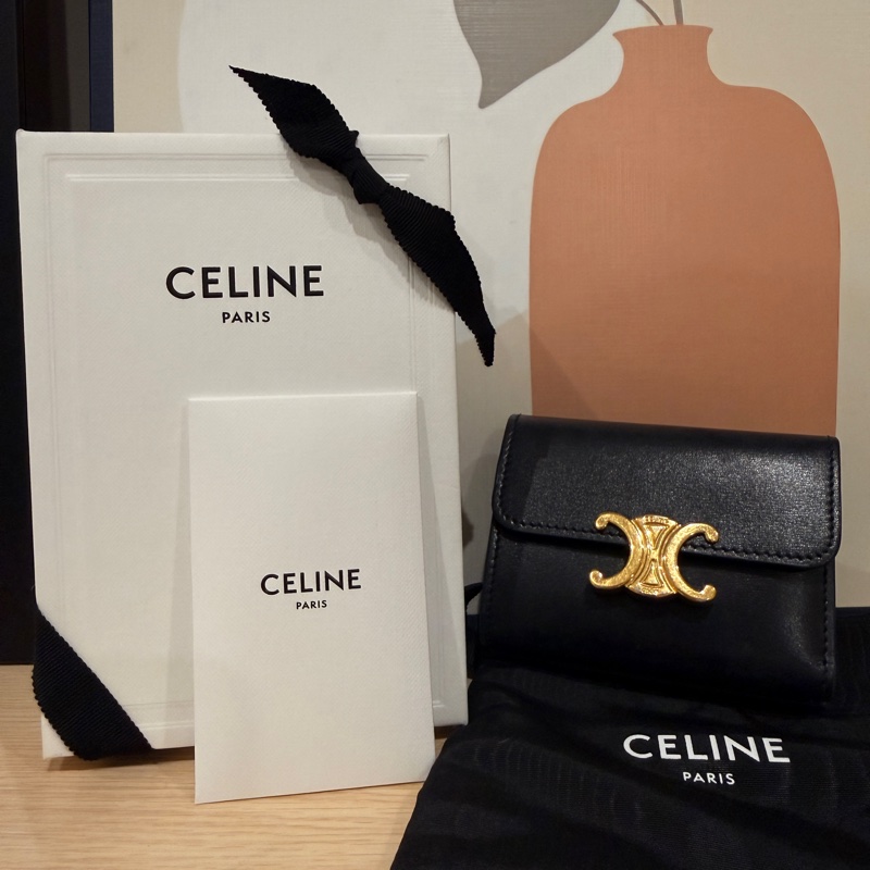 Celine TRIOMPHE配零錢袋短款錢包-0