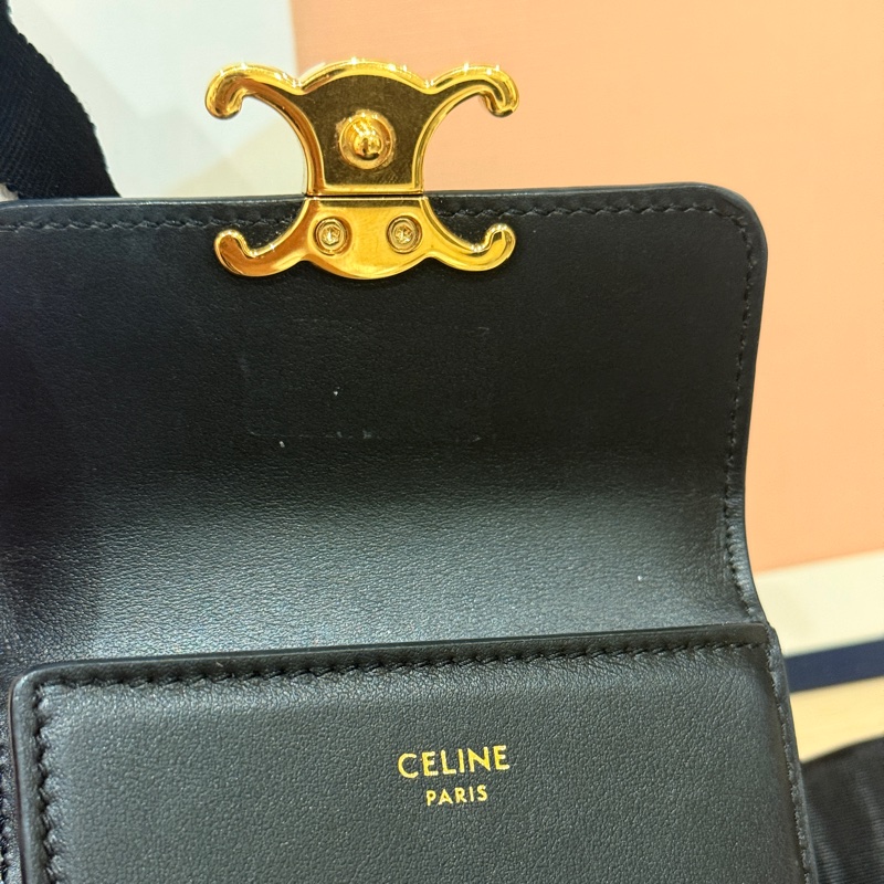 Celine TRIOMPHE配零錢袋短款錢包-11