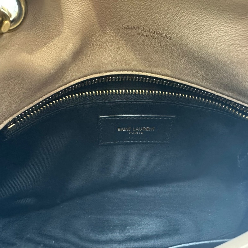 【美收精品 YSL 奶茶色肩背包 B-869【隔月月中將轉賣至日本 上架期限30天】-13