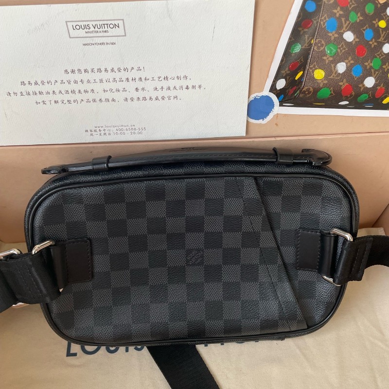 Louis Vuitton N41289 黑色棋盤格胸包腰包-2