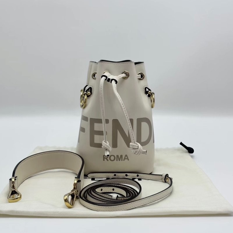 FENDI 白色MonTresor小水桶肩背斜背包 12*18*10 98新配件塵袋-0