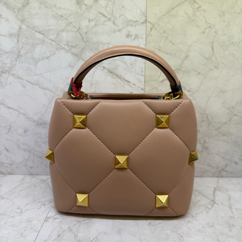 Valentino 奶茶色大鉚釘兩用包-1
