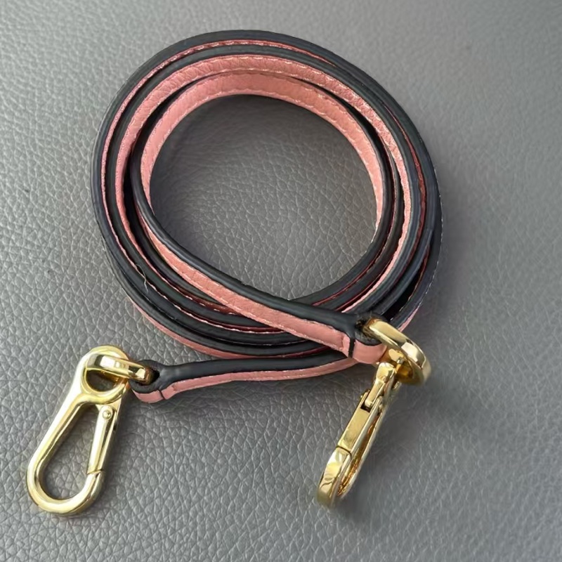 Loewe puzzle mini 櫻花粉幾何包-23