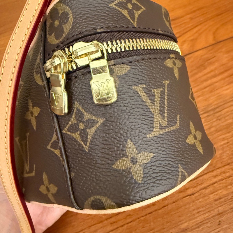 lv 化妝包 客訂-3