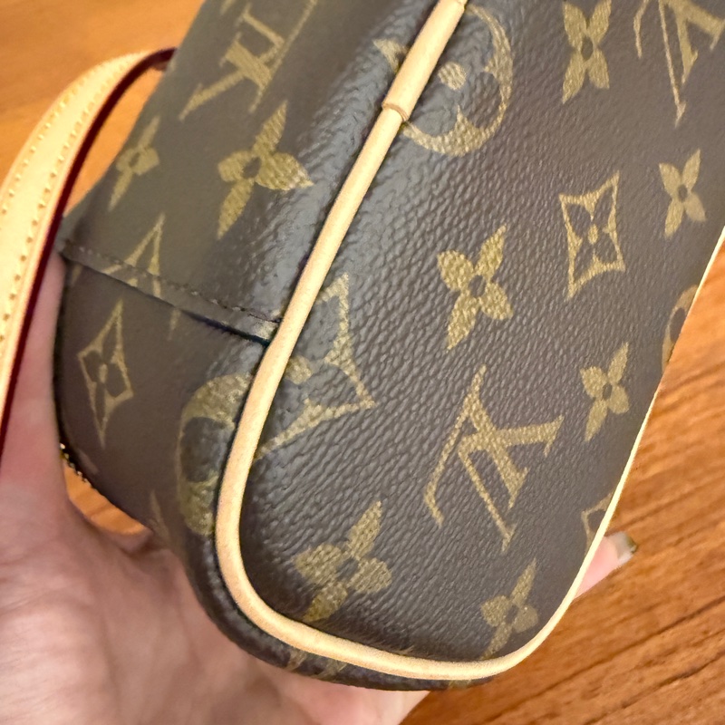 lv 化妝包 客訂-7