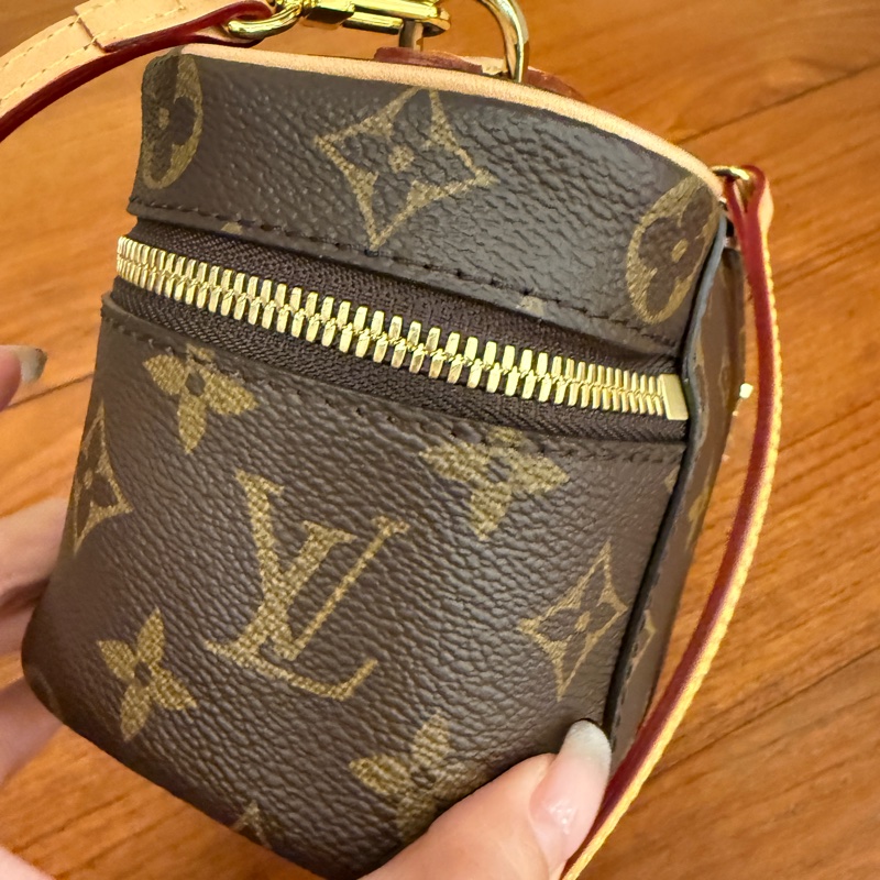 lv 化妝包 客訂-14