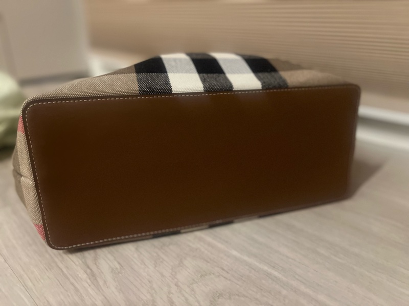 BURBERRY 格紋托特肩背包-5