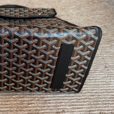 GOYARD 高德雅 Saint Leger 帆布經典翻蓋後背包-10
